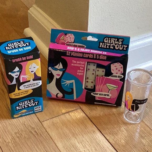 Girls Nite Out Party set includes shot glass, playing cards, 5 dice, truthbtold - Picture 1 of 5